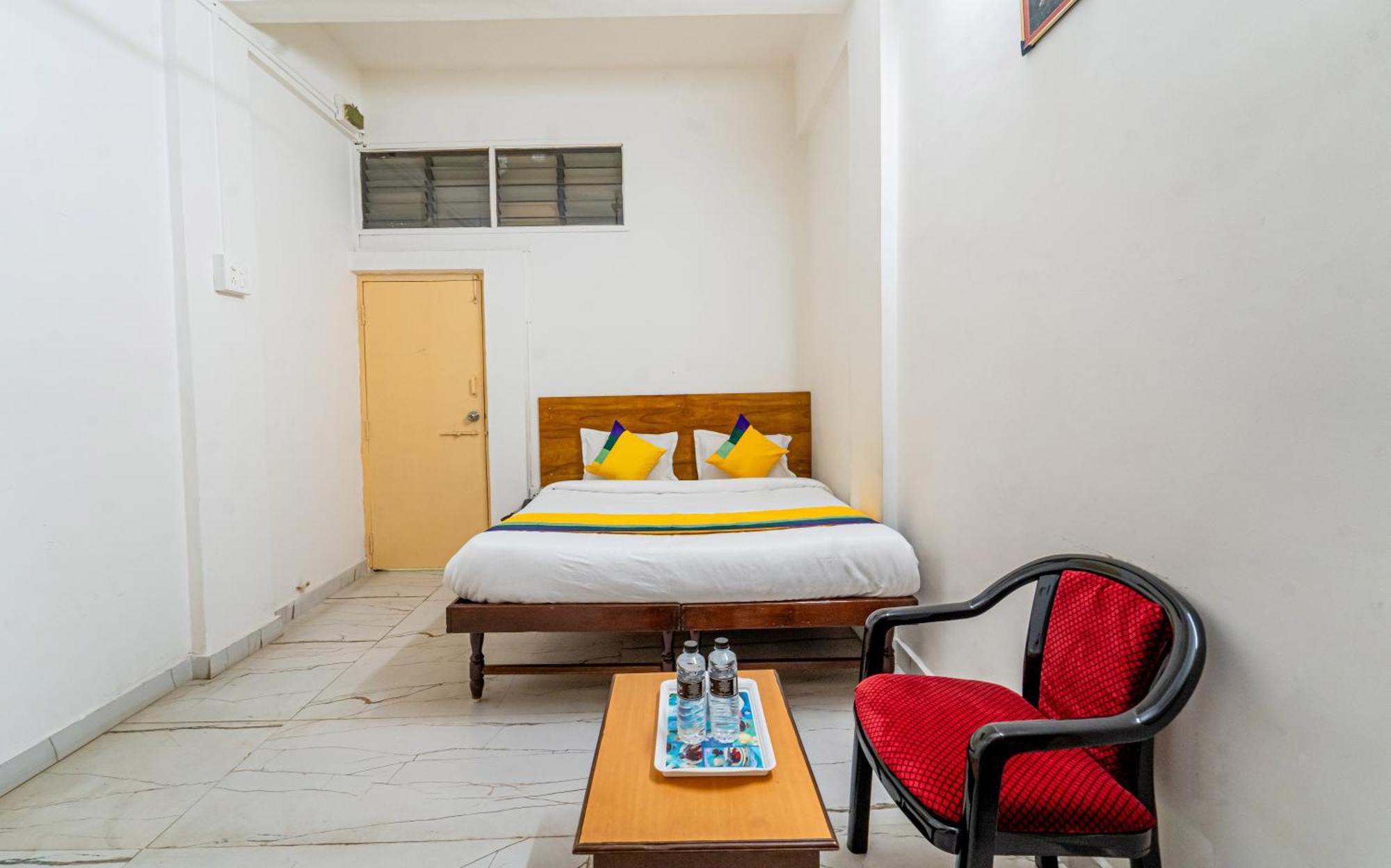 Itsy Hotels Mansi Nashik Εξωτερικό φωτογραφία
